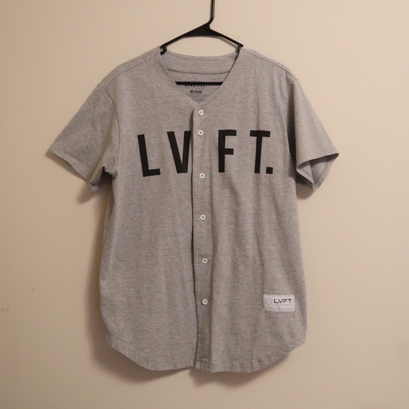 live fit apparel Other - Live fit baseball tee